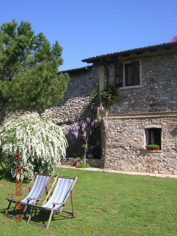 Agriturismo Trebisonda Country Resort Monzambano Pokoj fotografie